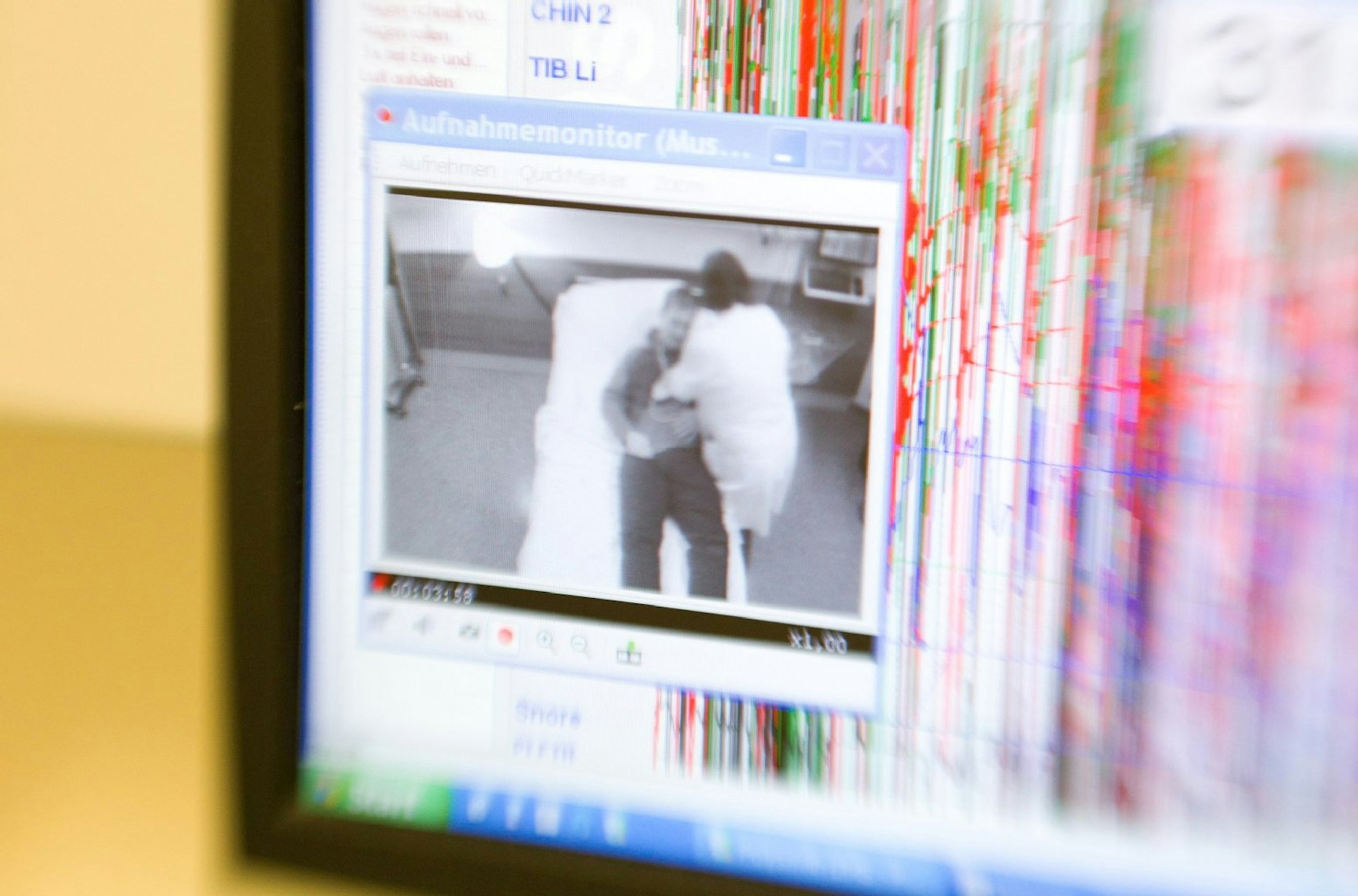 Schlaflabor_Monitor_Überwachung