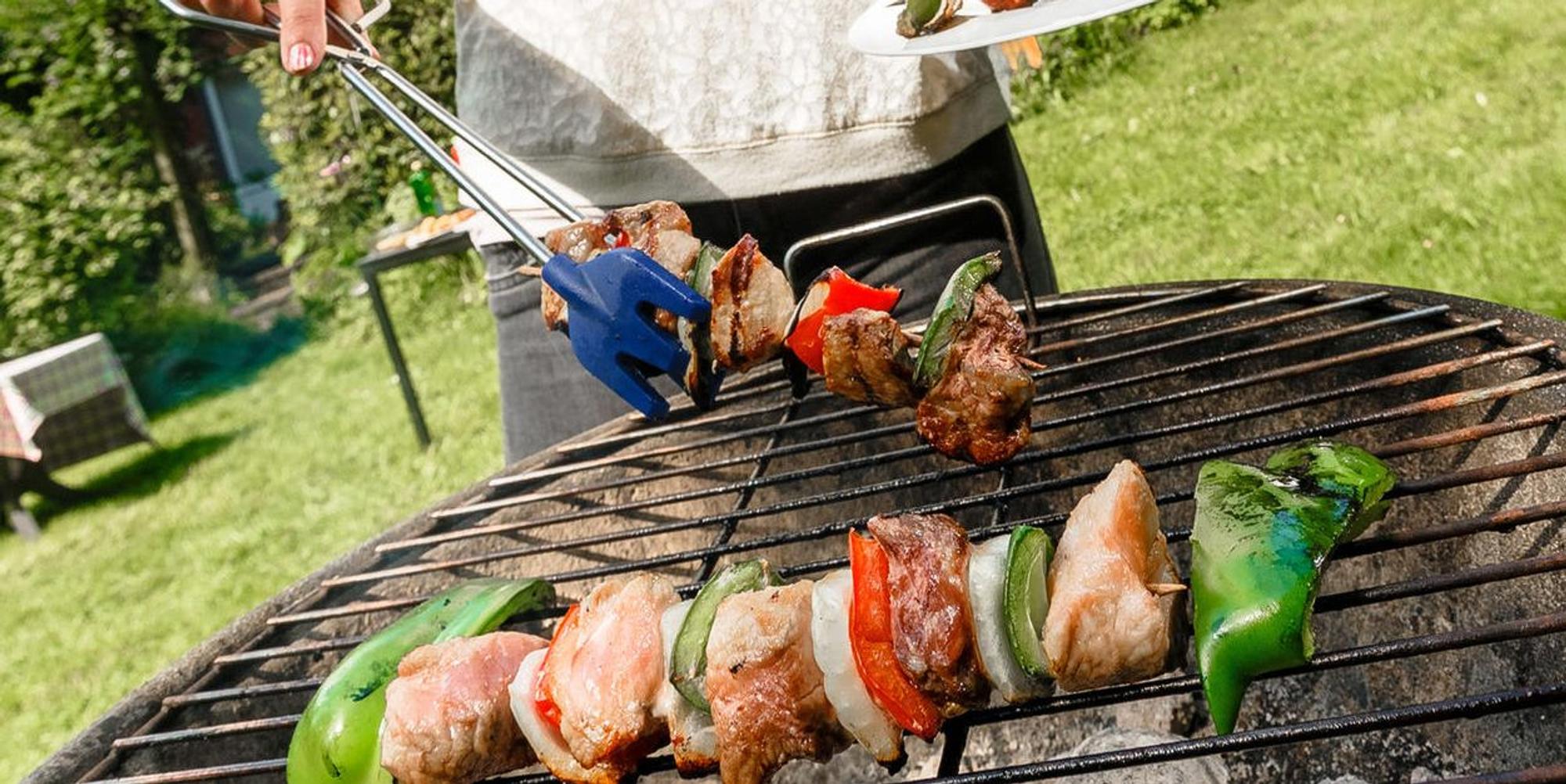 Grillen Frau