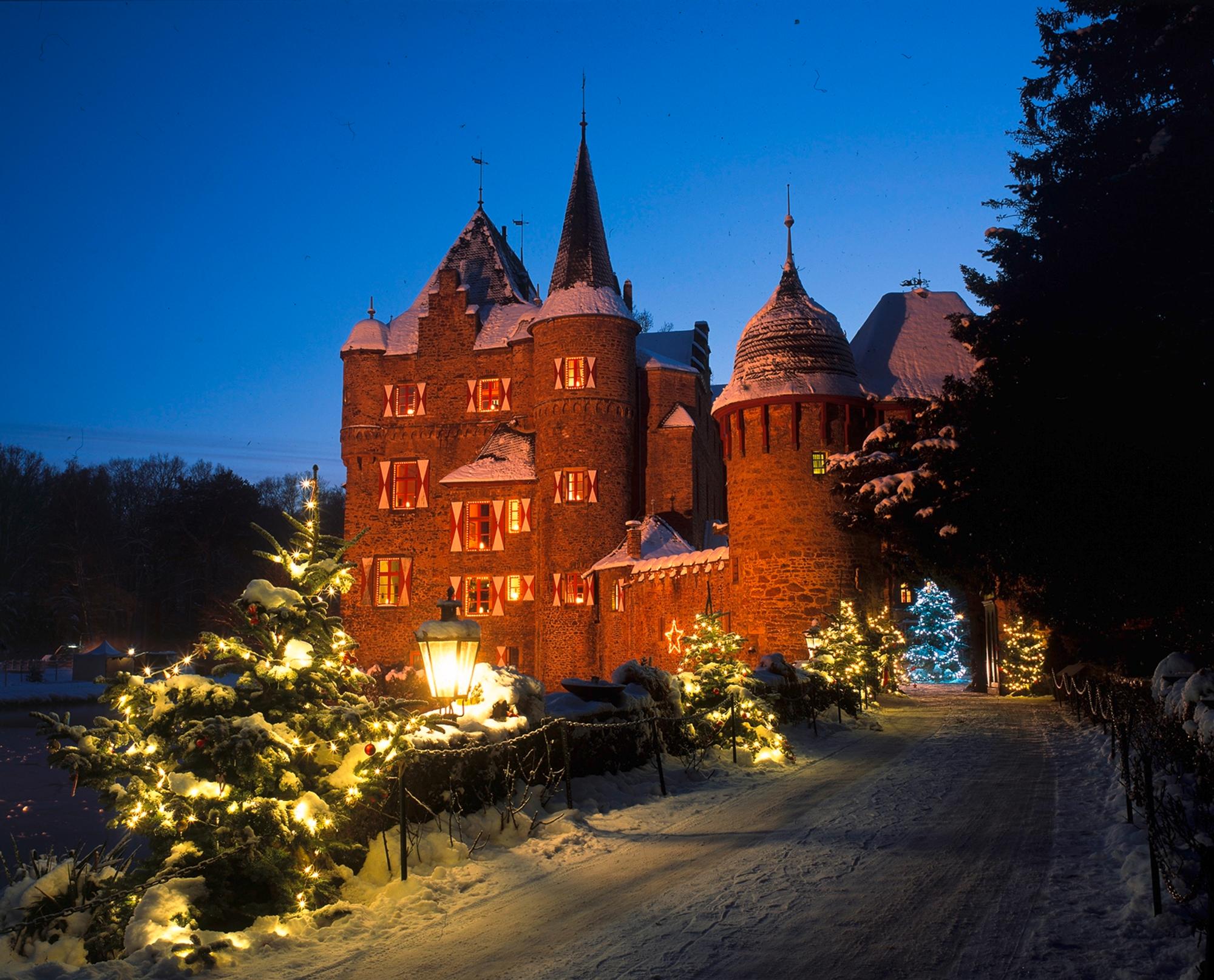 Pressefoto Burg Satzvey. Fotograf Jürgen Sittig