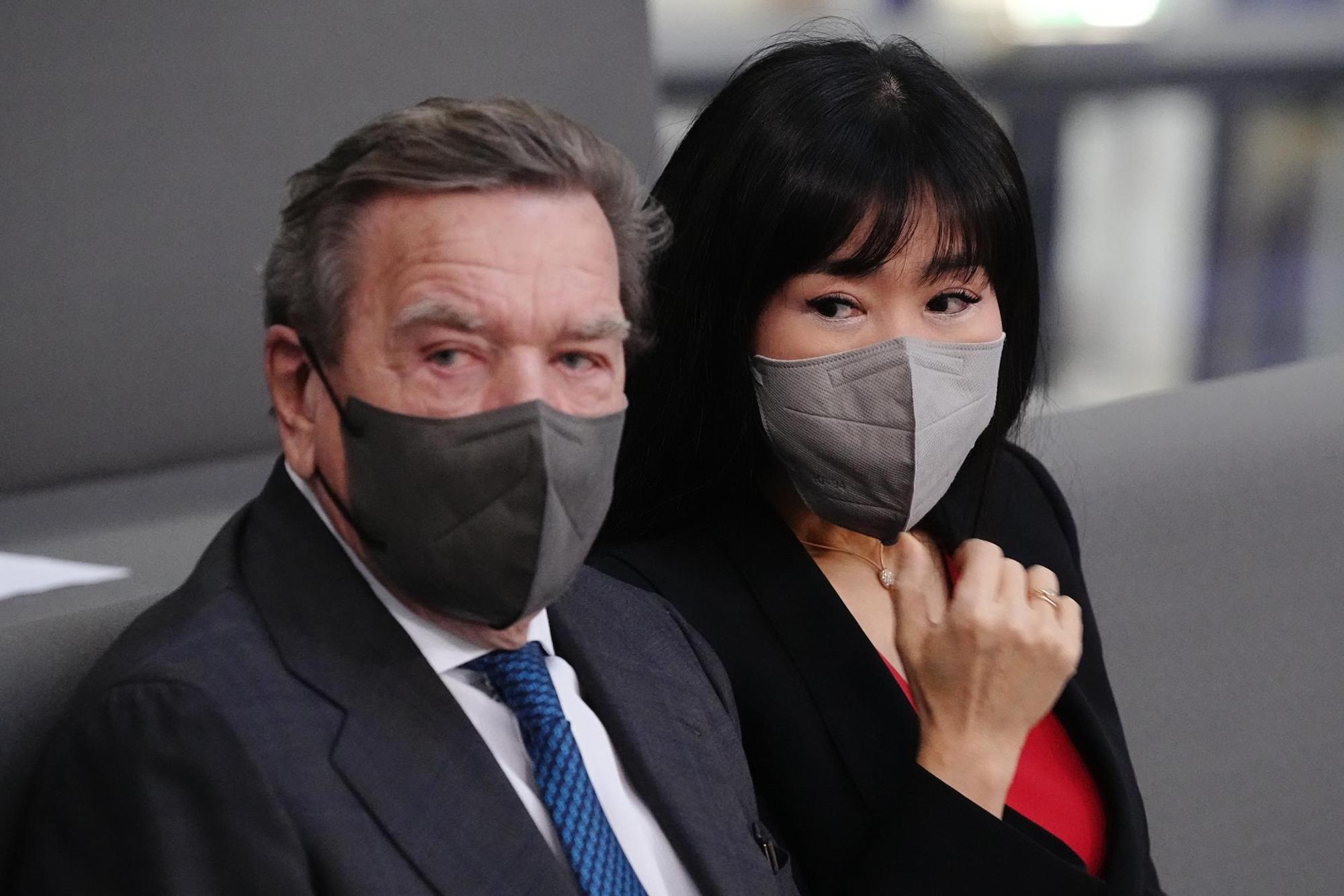 Gerd S mit Ehefrau dpa