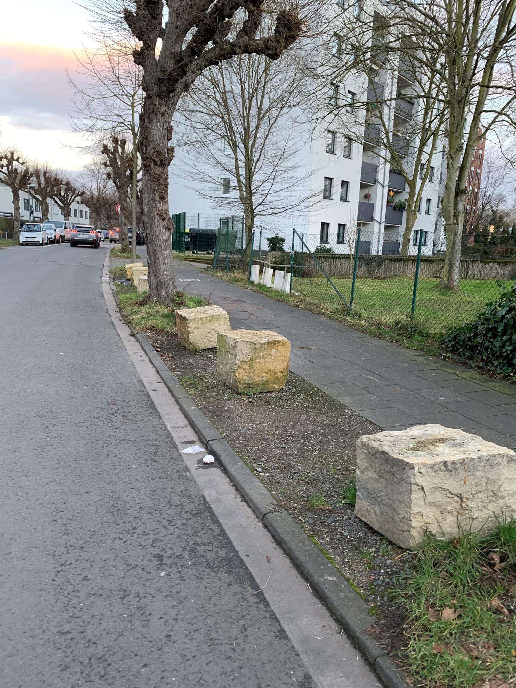 die ersten Quader sind da