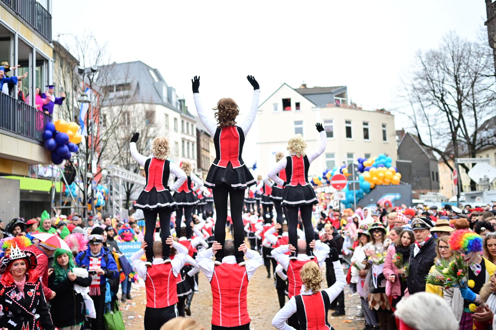 Rosenmontagszug Köln 4