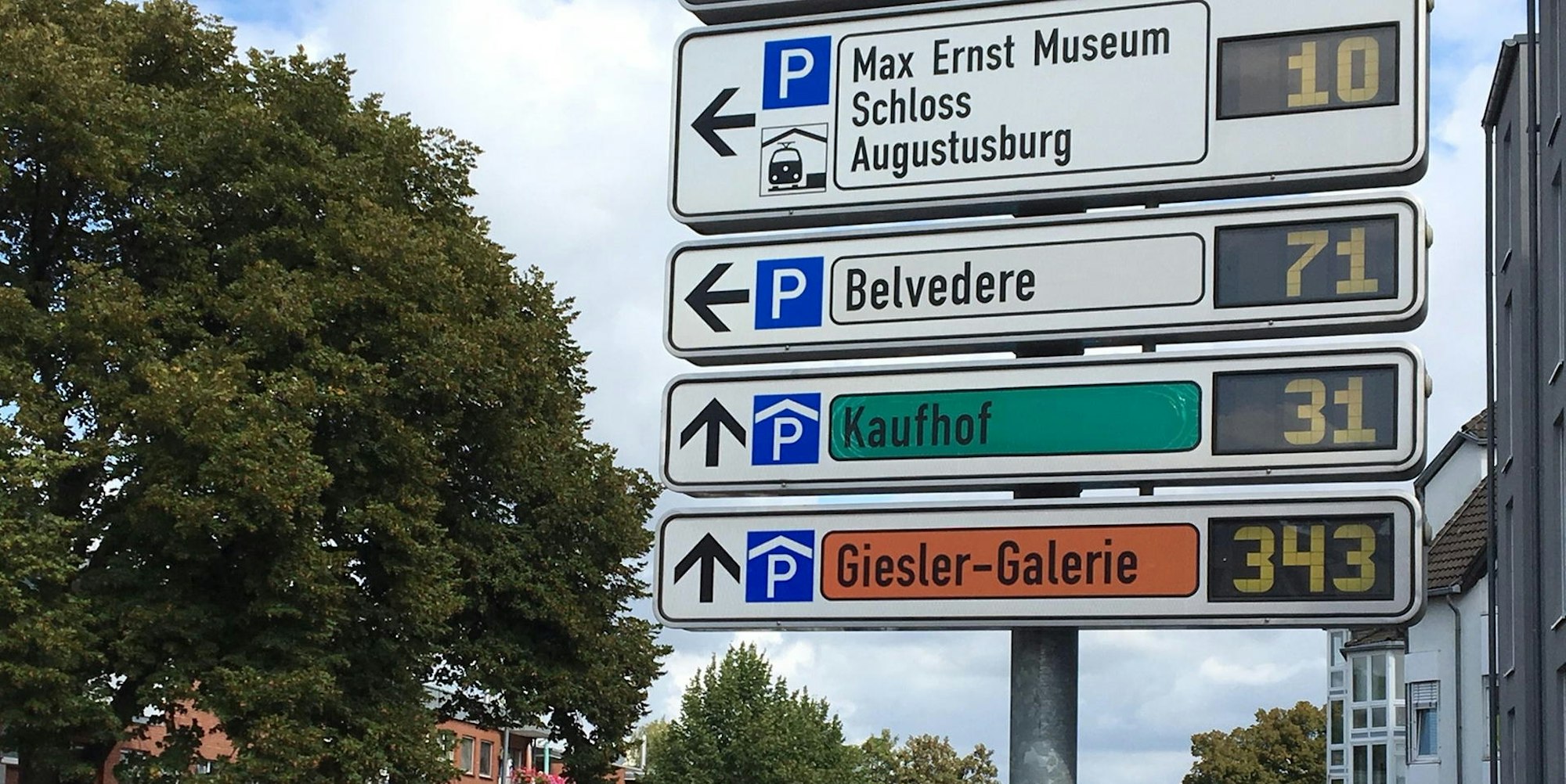 Brühl_parkleitsystem