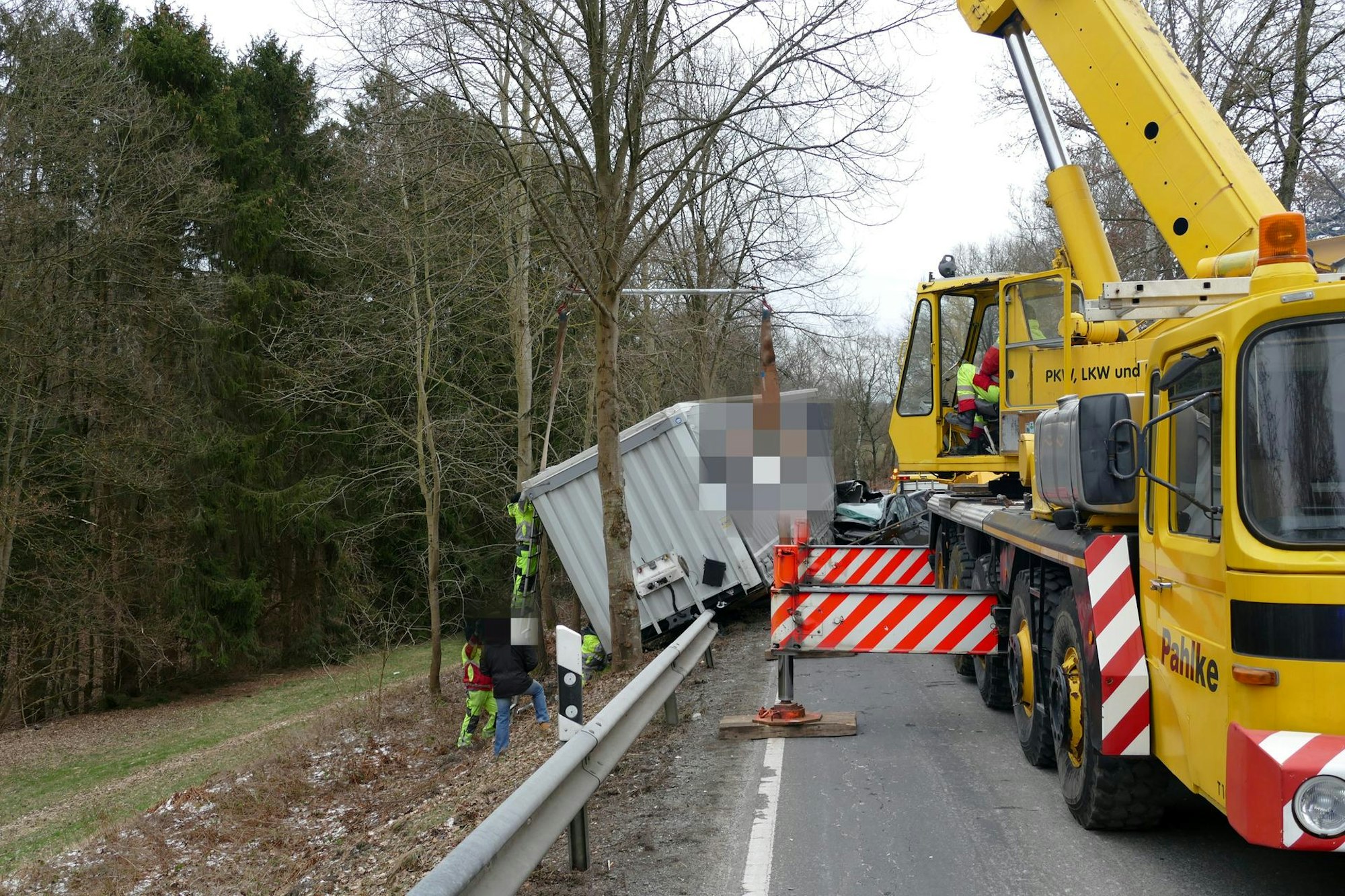 Unfall B507 150221 2