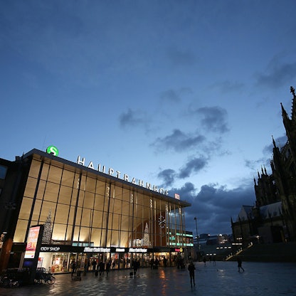 Hauptbahnhof Köln von Außen