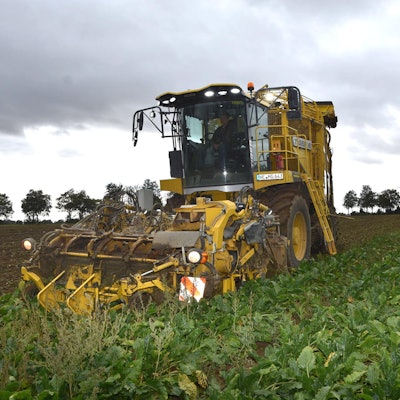 kr-Ruebenernte-FTZ_(18)