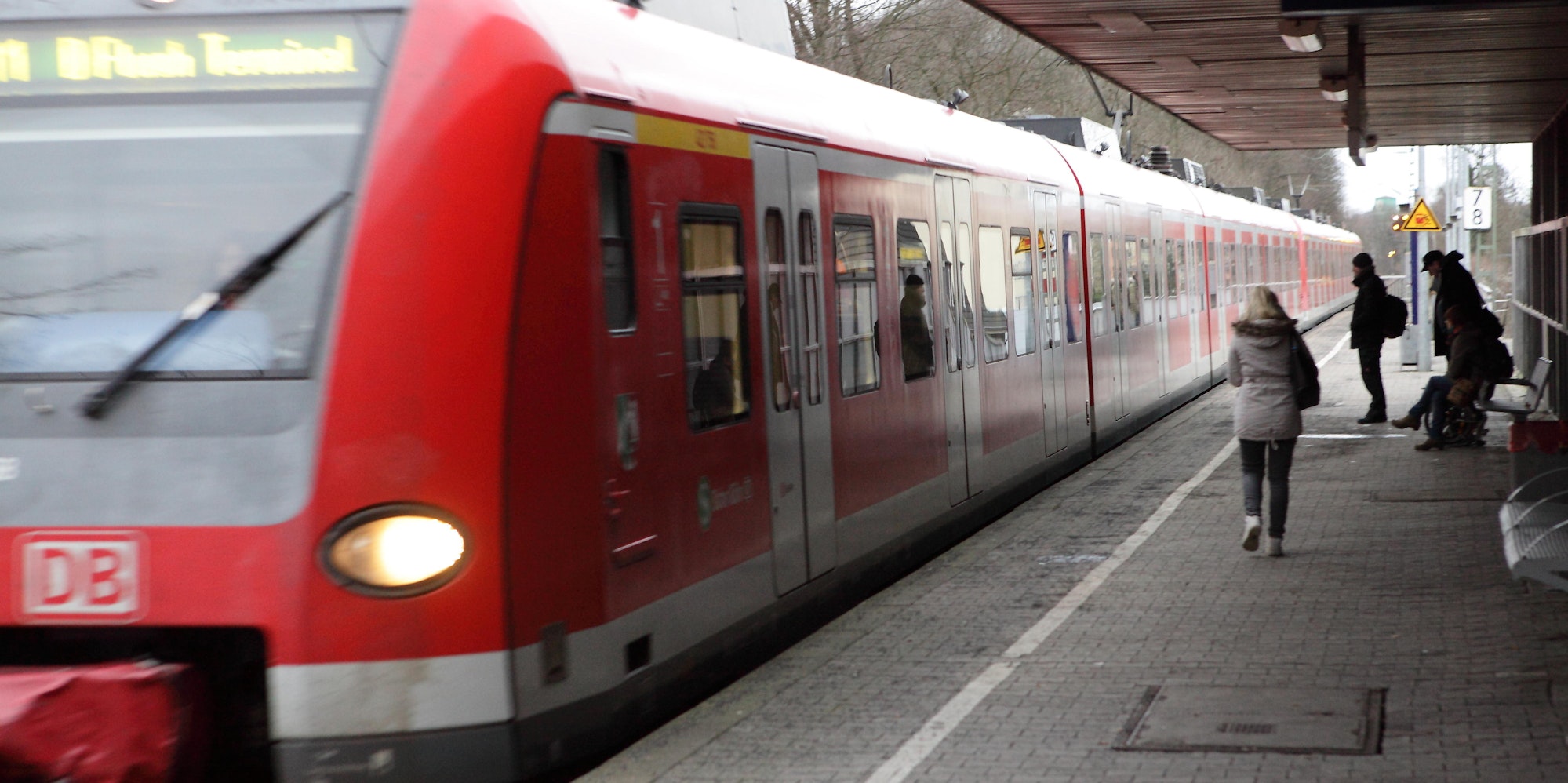 S_Bahn_Duckterath02
