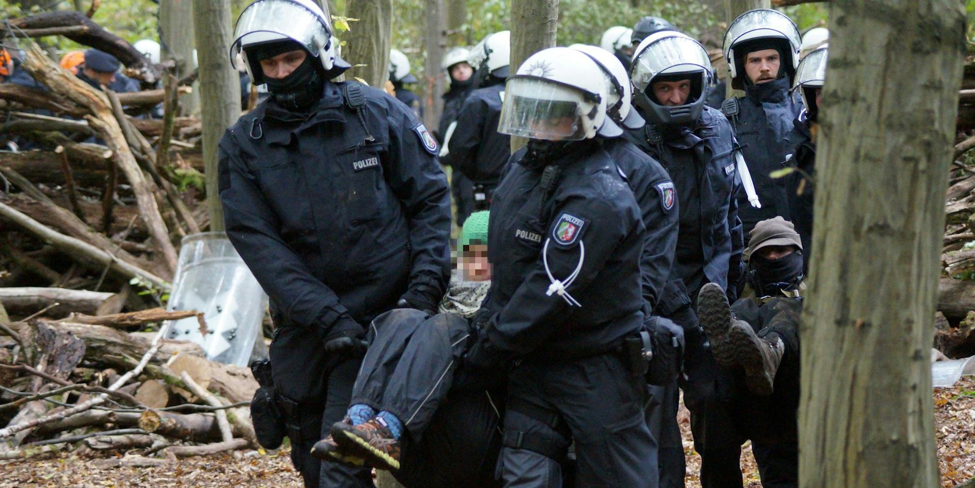 Räumung Hambacher Forst 021018