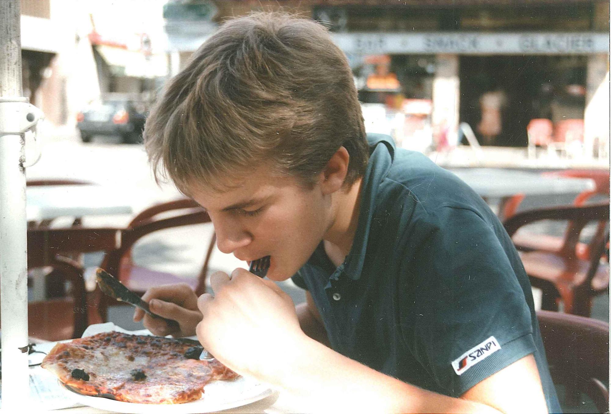 Michis Lieblingsspeise Pizza Funghi mit Oliven