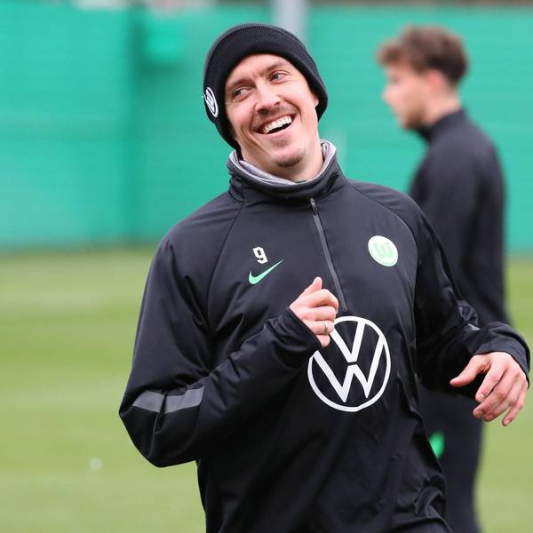Max Kruse lacht