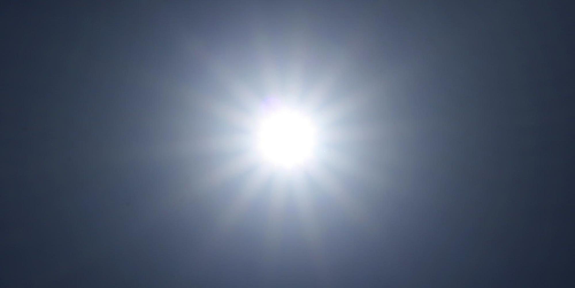 Symbolbild Sonne dpa