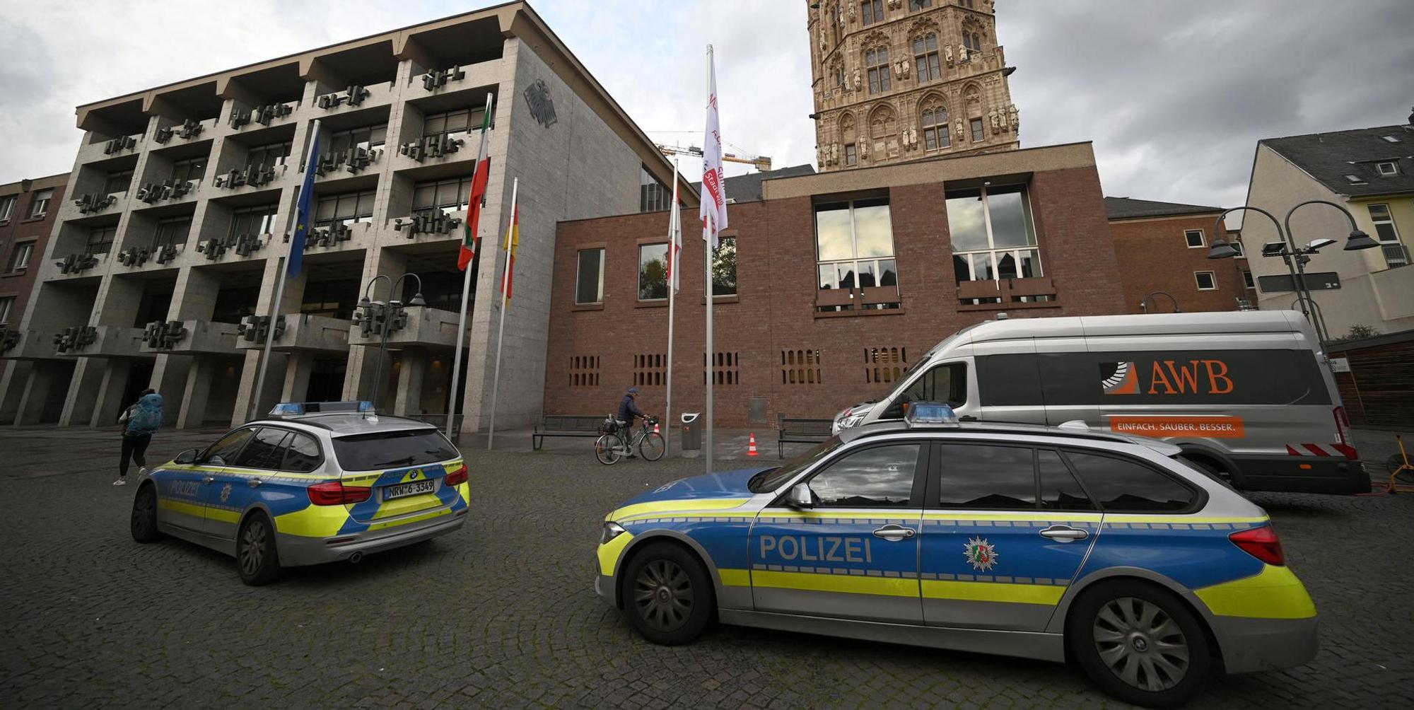 Rathaus Köln dpa
