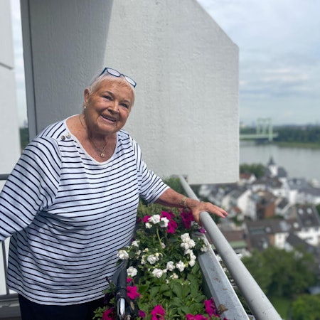 KS_Sommershof_Bewohnerin im 12. Stock