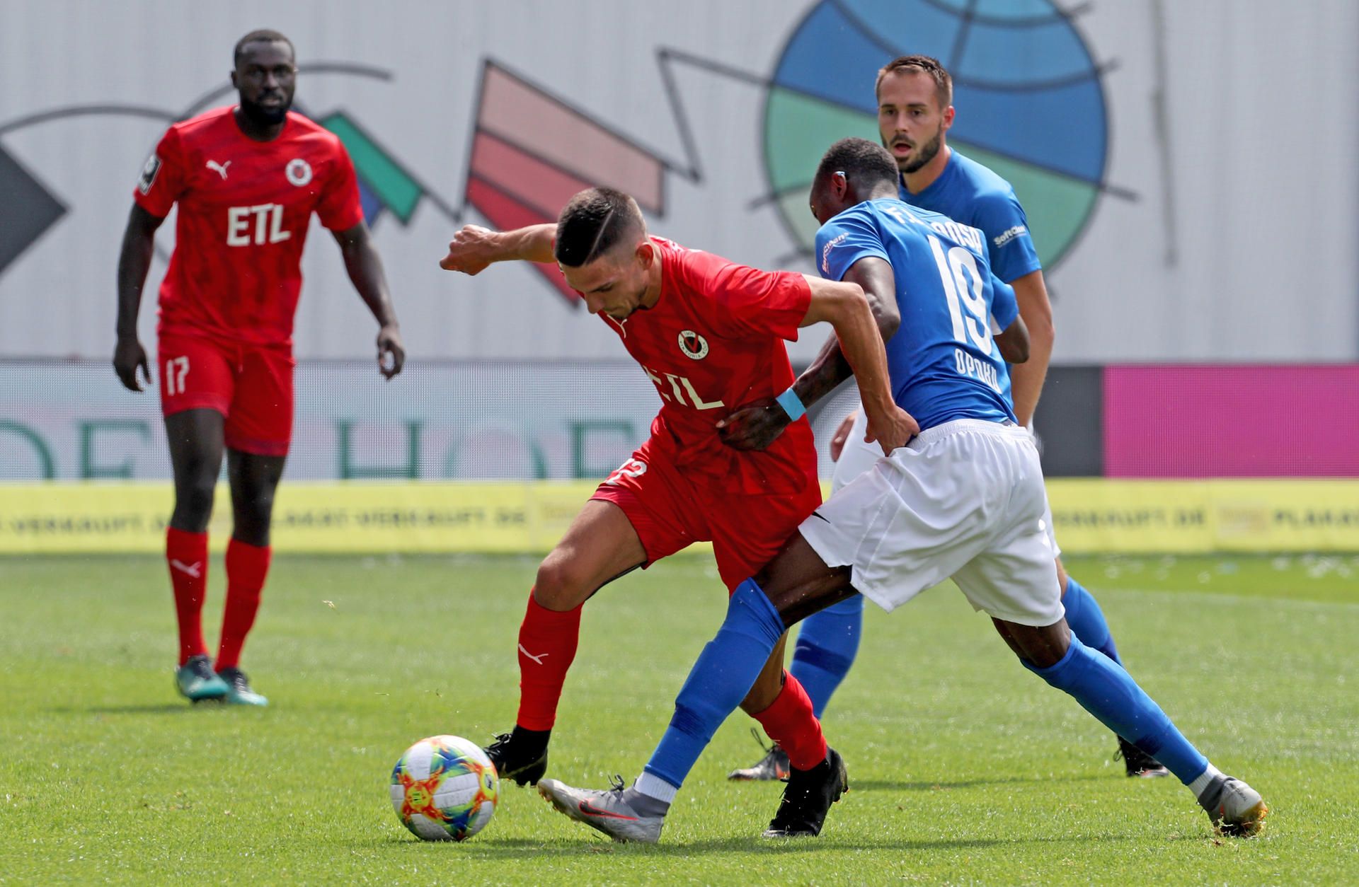 Viktoria Köln gegen Hansa Rostock (1)