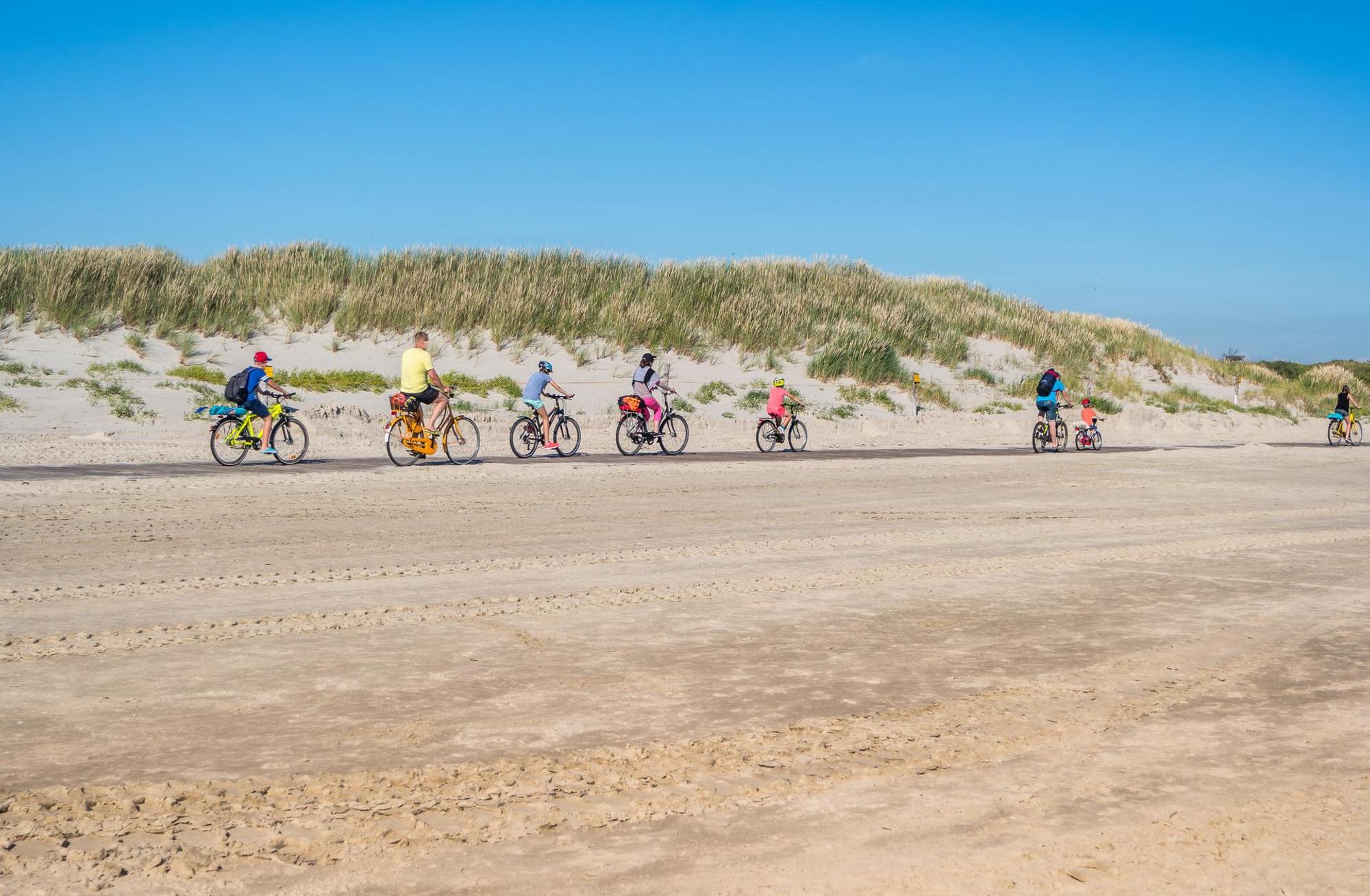 RadtourNordseeGettyImages-1145617081