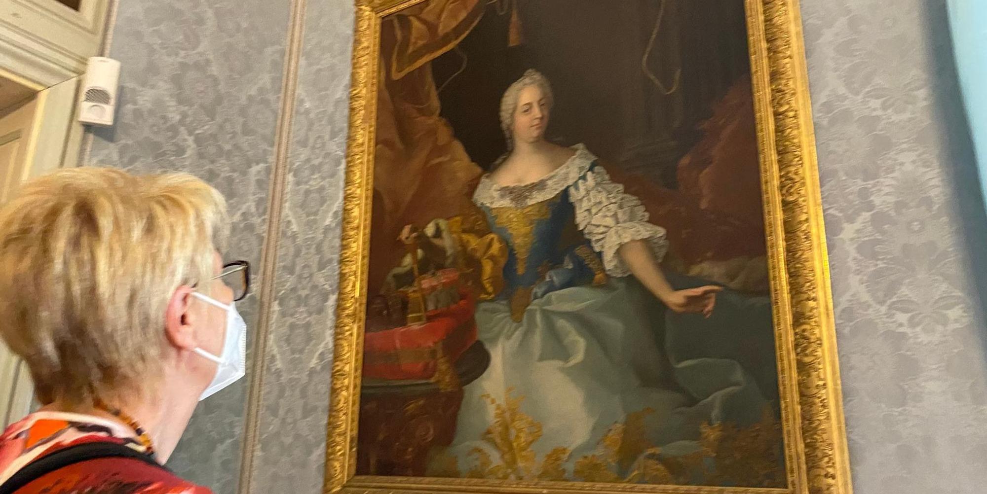 Brühl Schloss Augustusburg Frauen-2