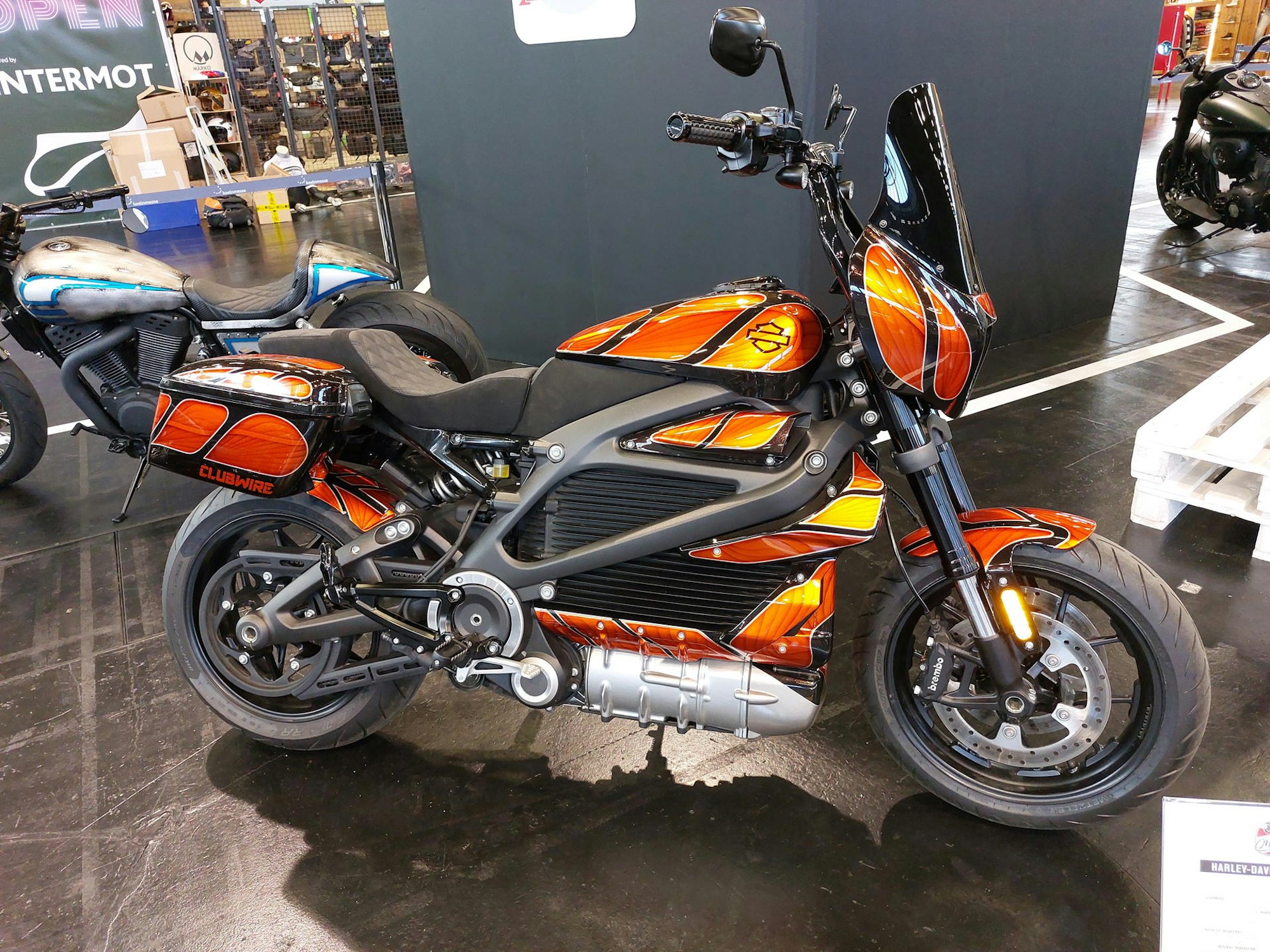 Intermot008