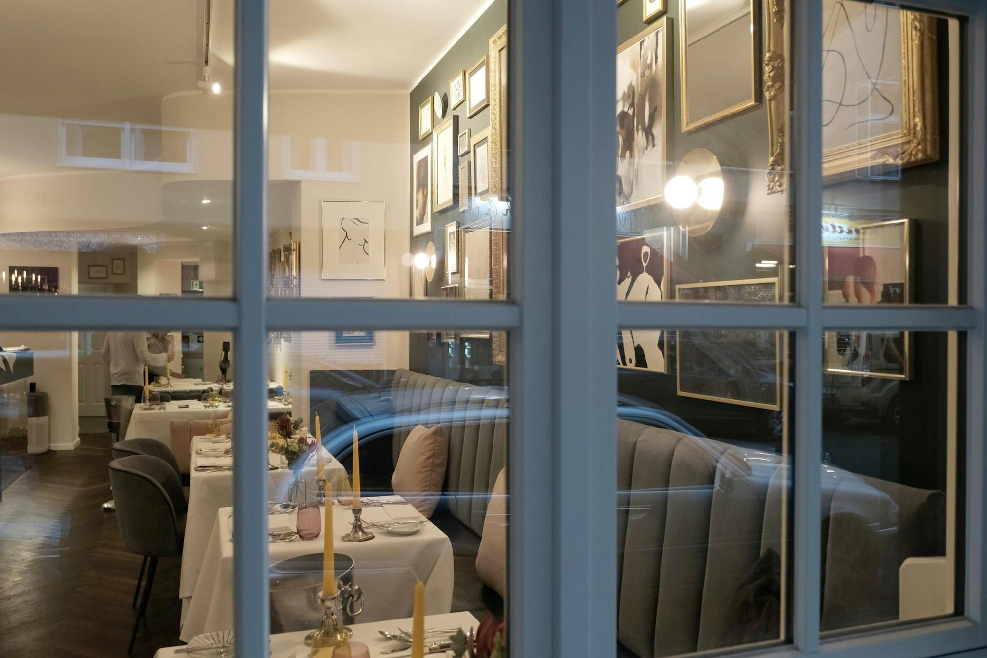 Blick ins La Societe