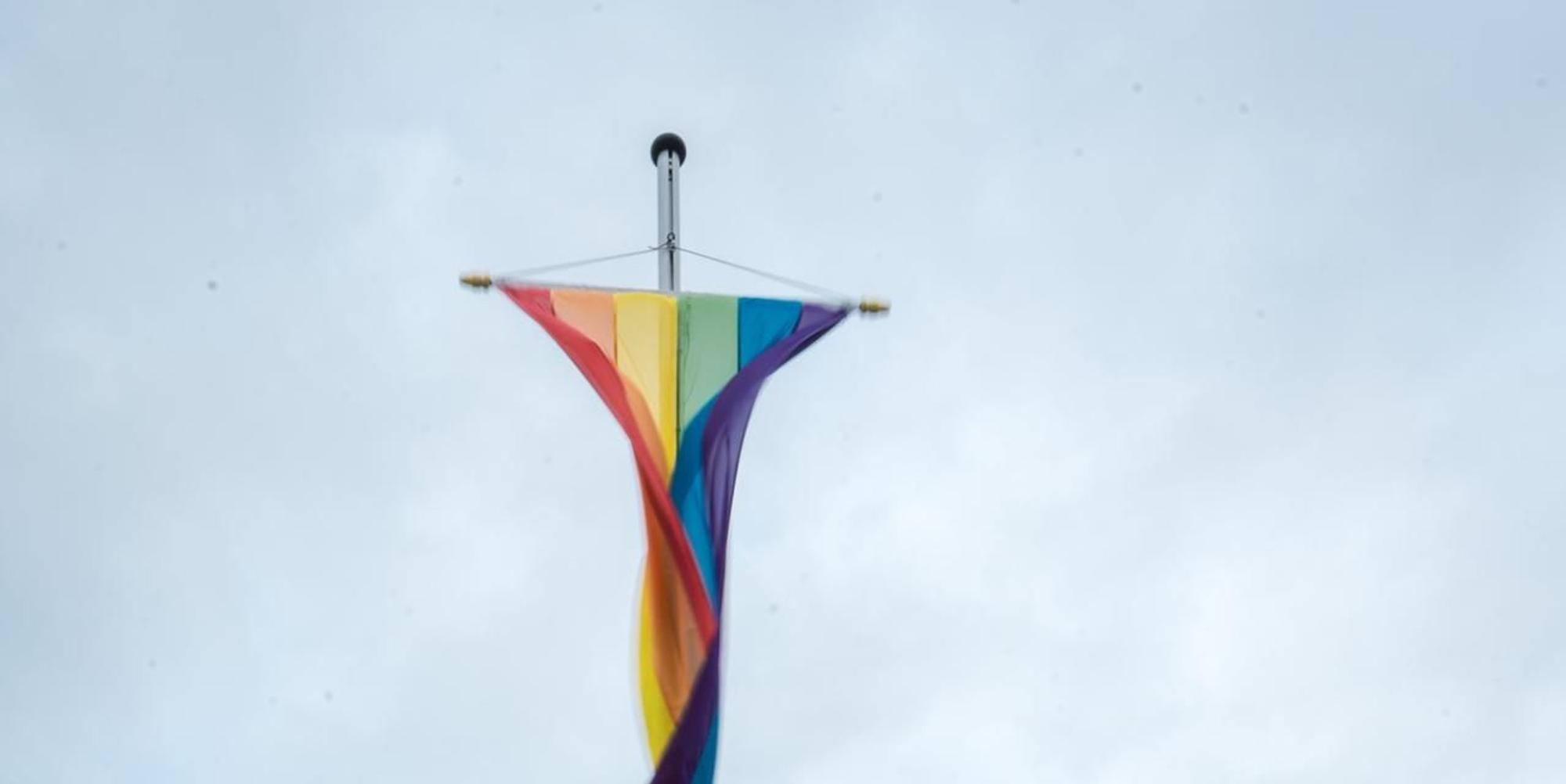 Regenbogenfahne St. Agatha