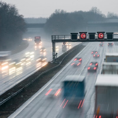 Falsche Poliziseten LKW 081219