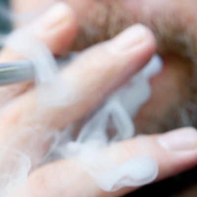 Von_Light_Zigarette_54290604