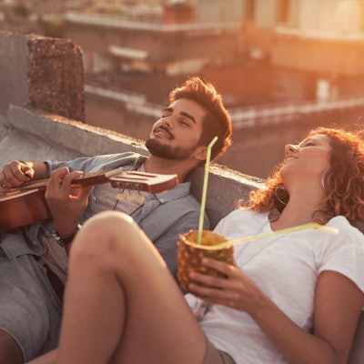 Paar auf Dachterrasse Getty Images
