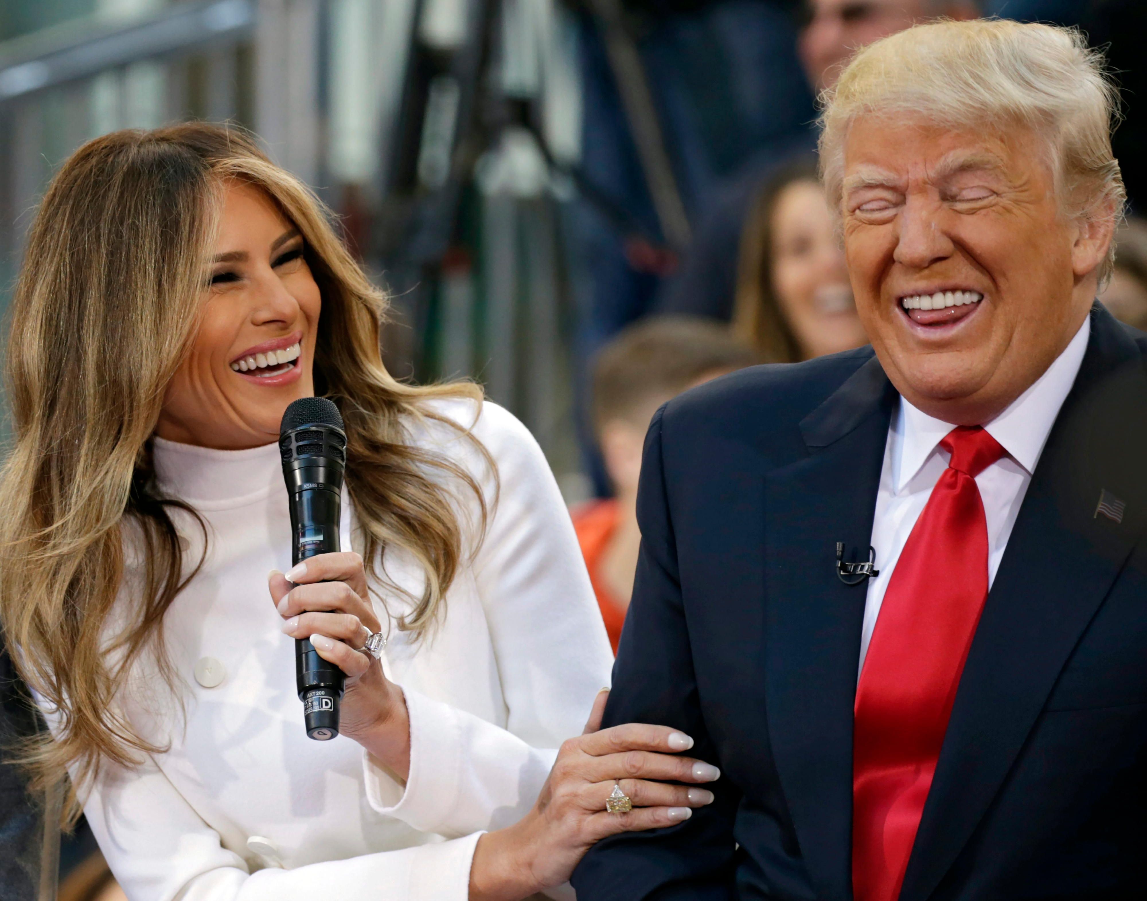 Trump lacht