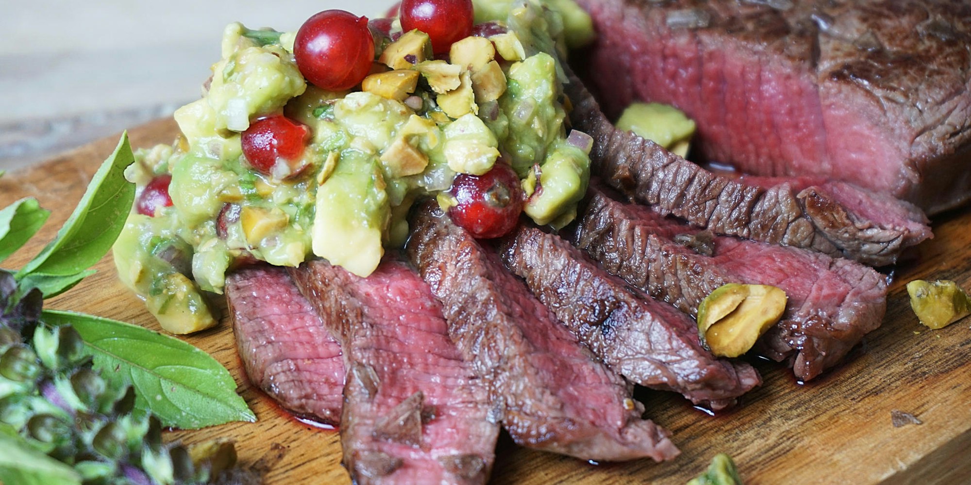 Steak_mit_Avocado