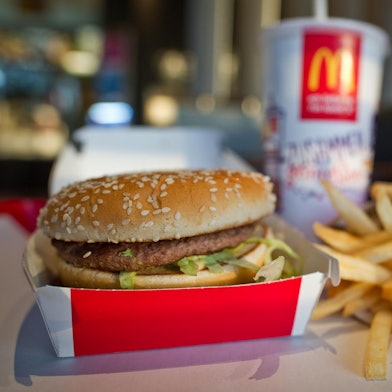 McDonald's Fast Food Burger Pommes dpa