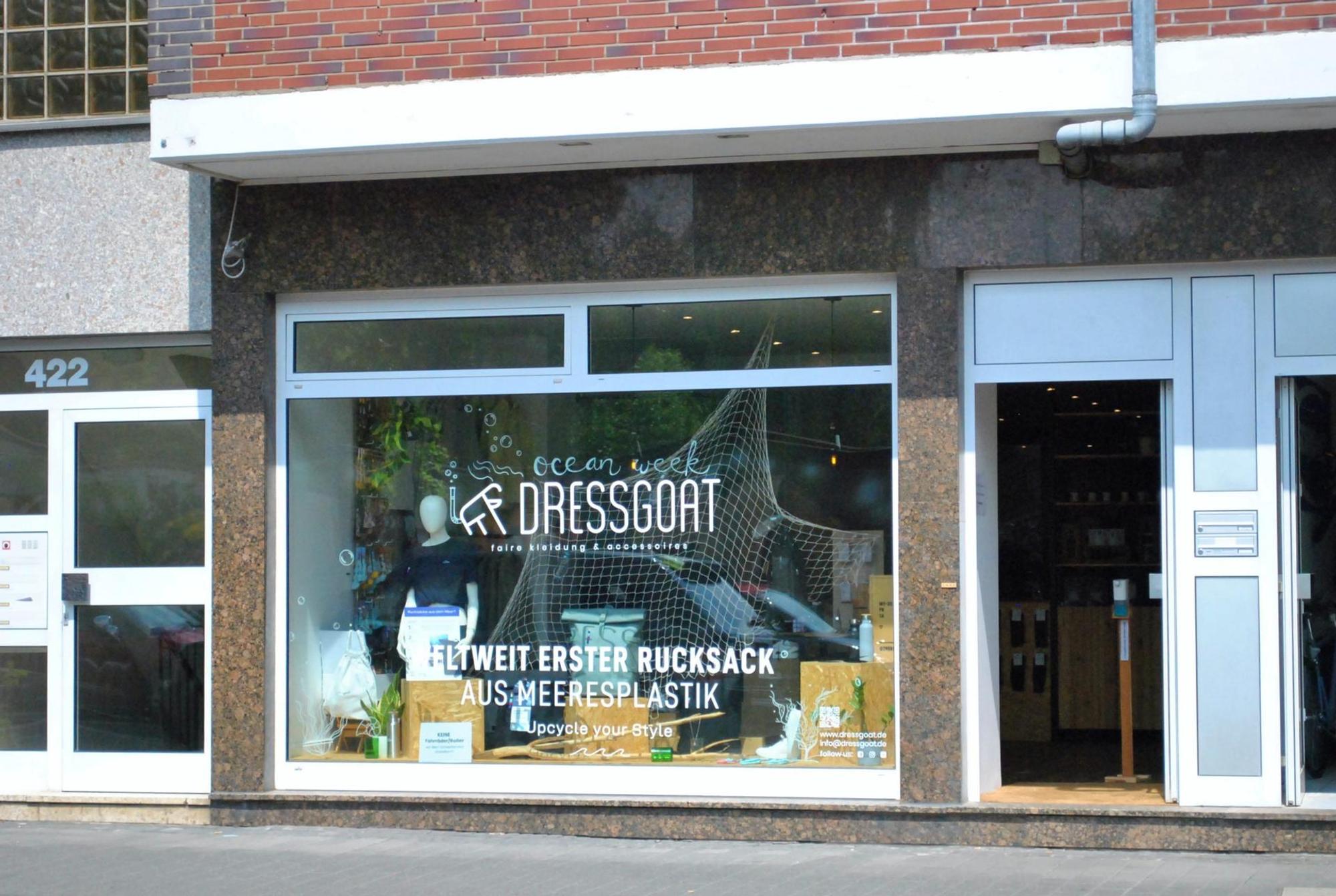Dressgoat6