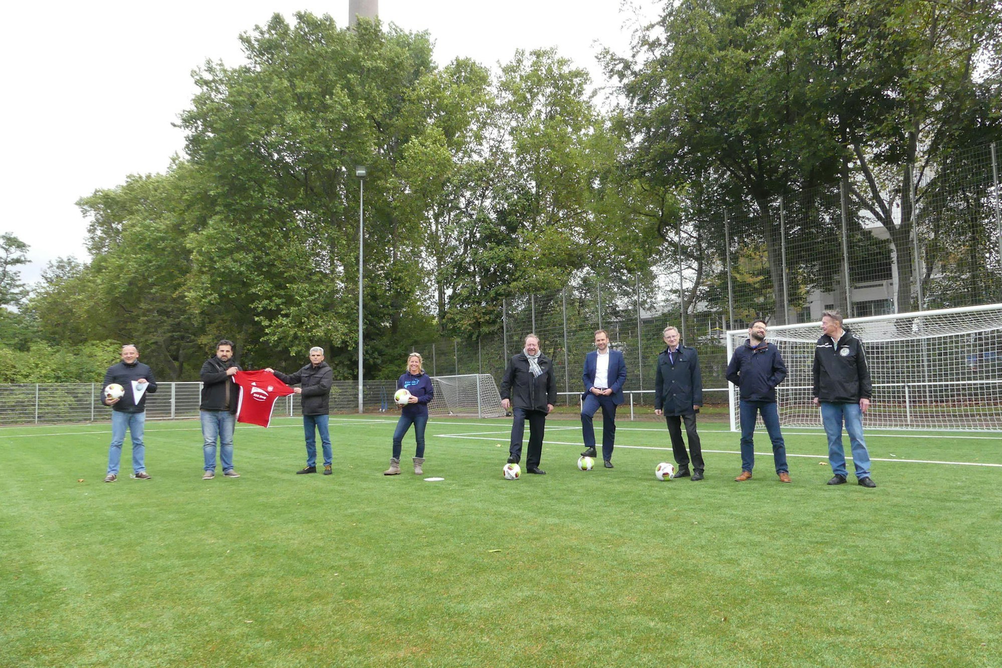 roes-kunstrasen-wolker-002