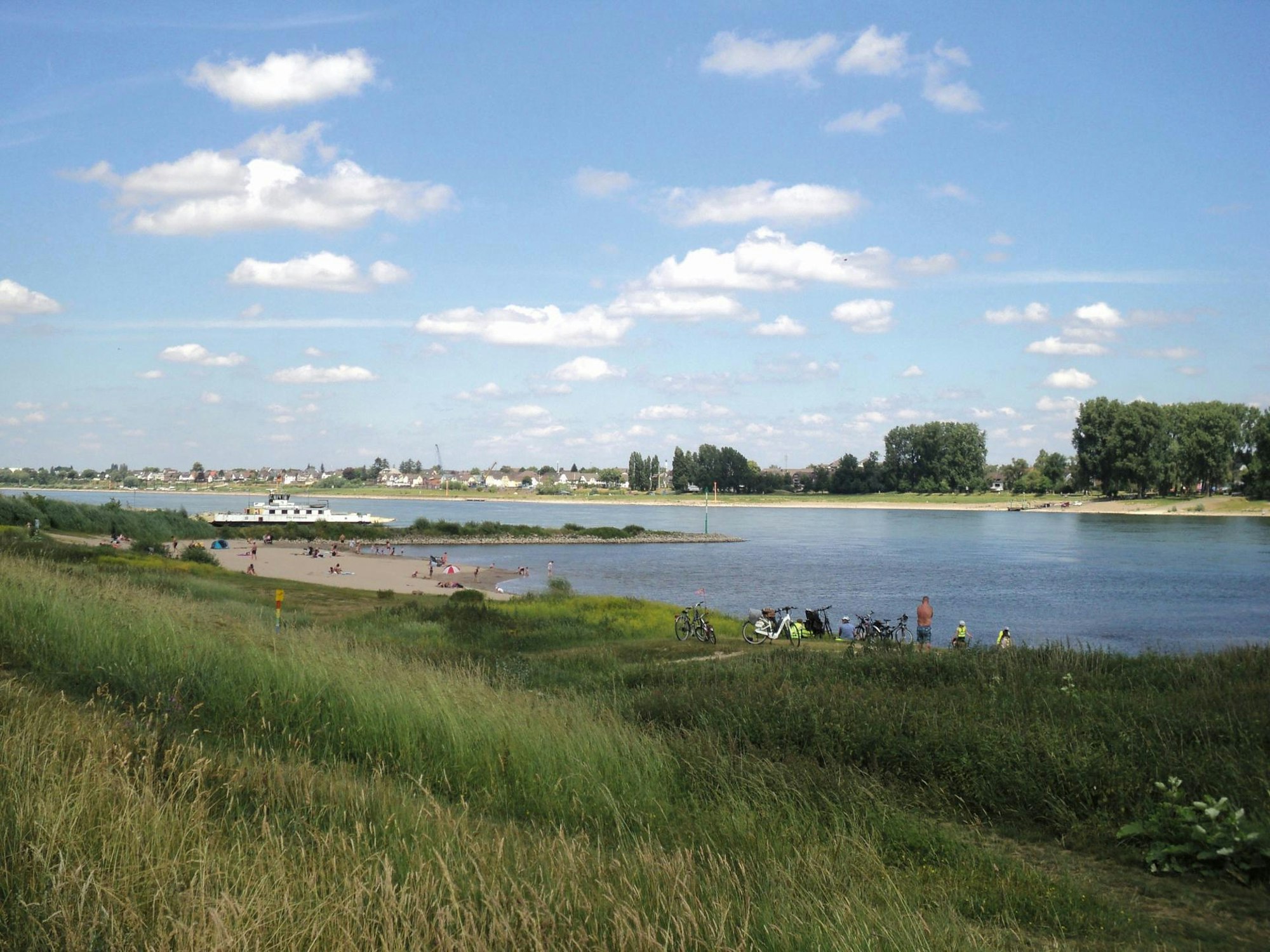 Etappe10 - 04a_Entlang des RheinsNUR_MIT_BUCH_VERWENDEN