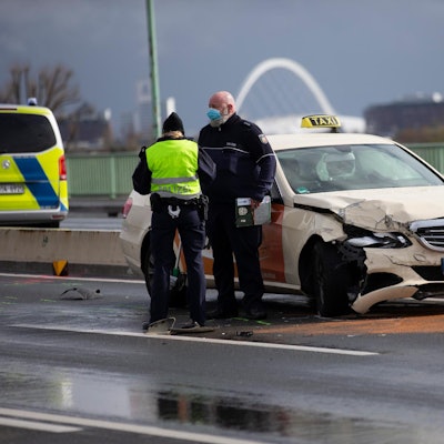 Taxi Unfall Zoobrücke