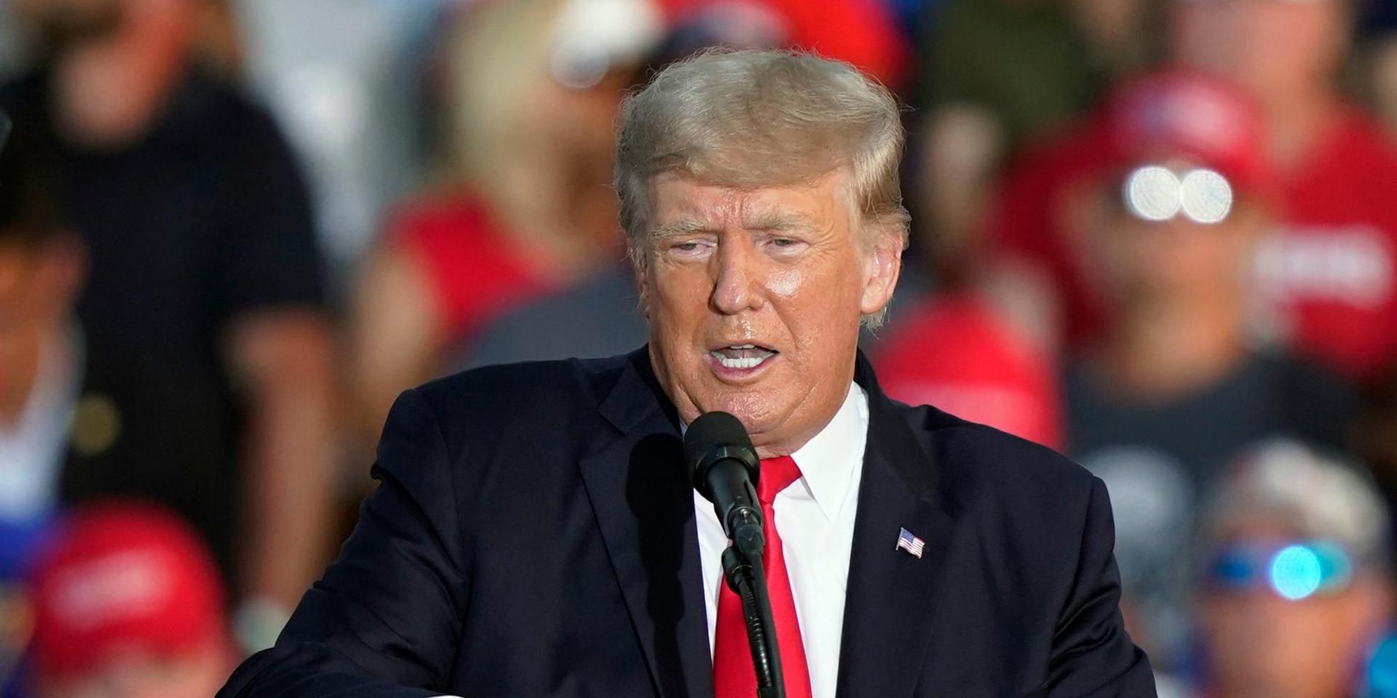 Donald Trump 210422
