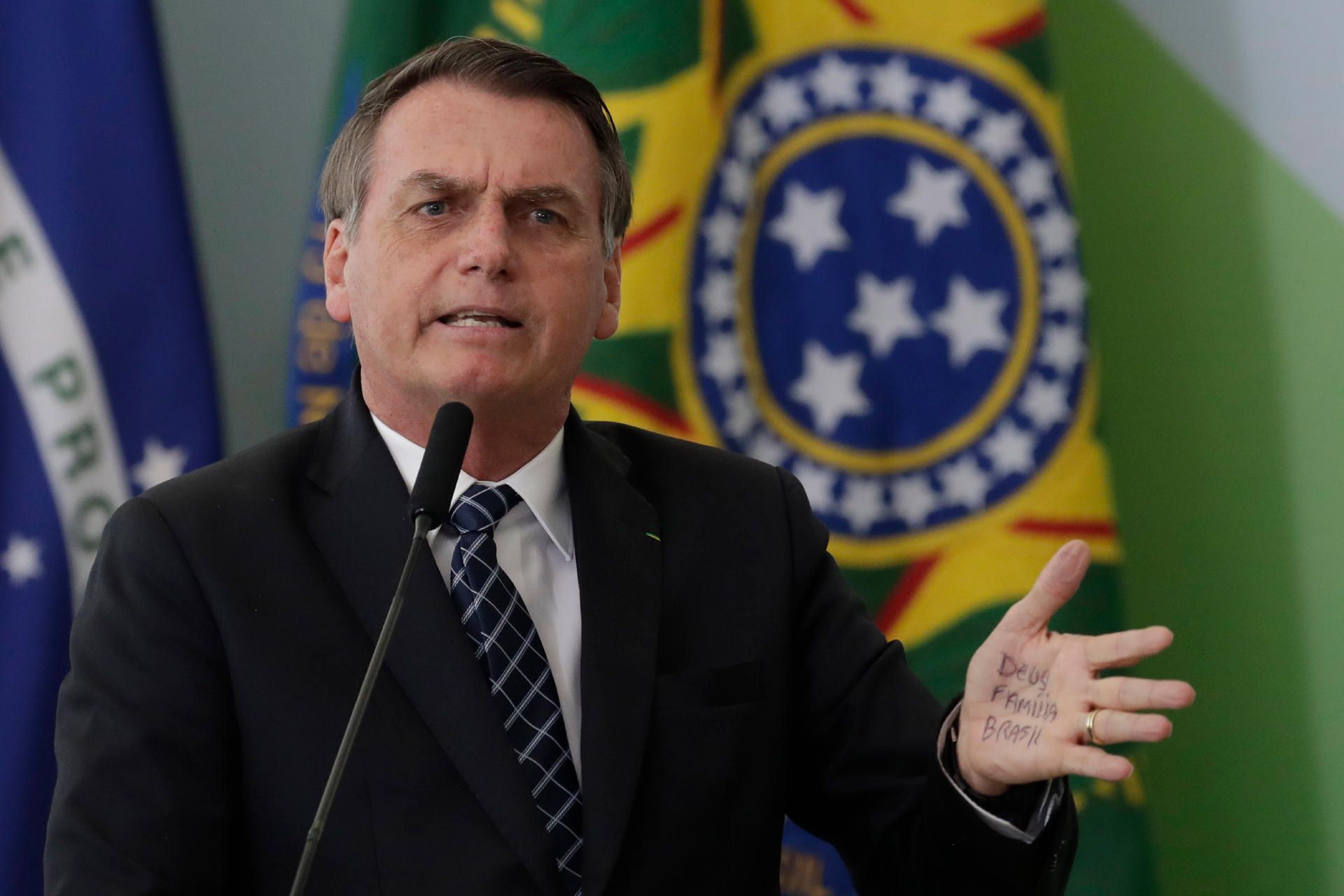 Bolsonaro ap neu