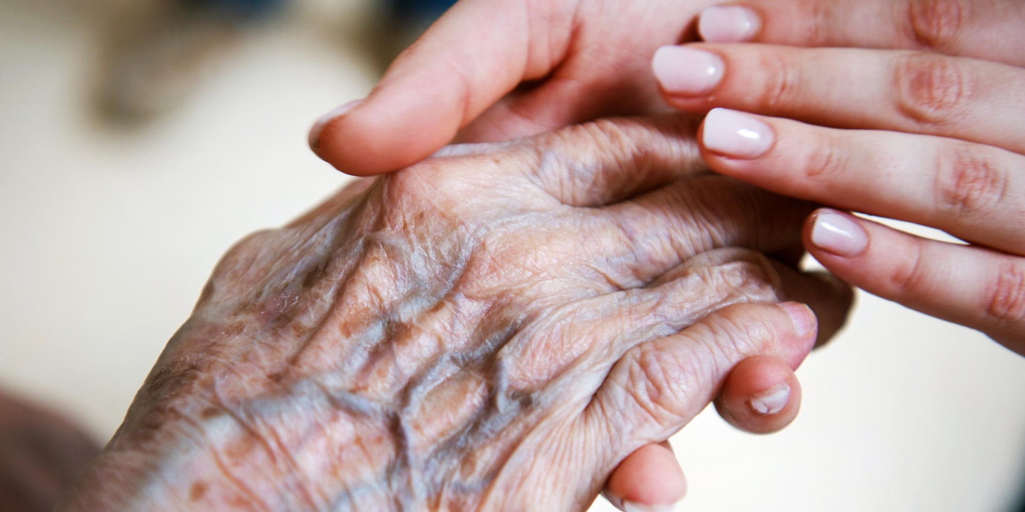 Seniorenpflege Symbolbild 151121