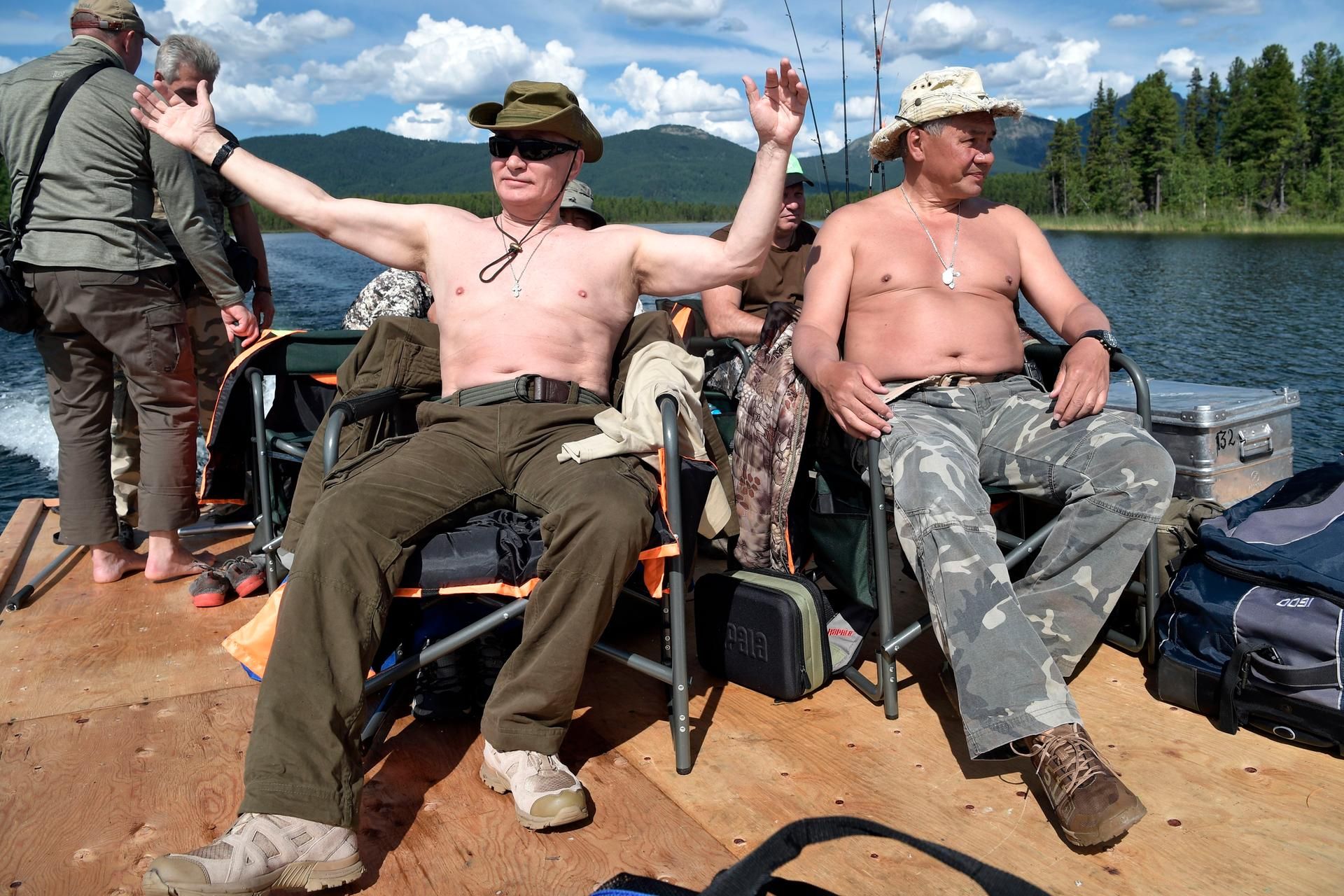 putin-mit-freund-am-see