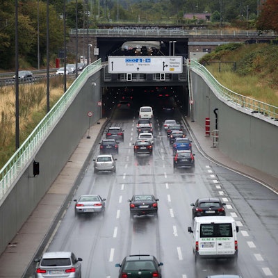 nab190809_Kalker_Tunnel_02