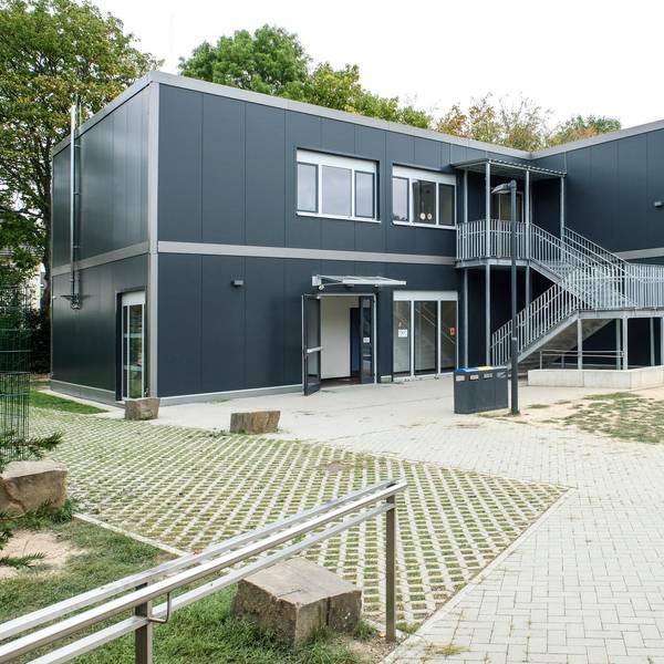 Fußfallstraße Container