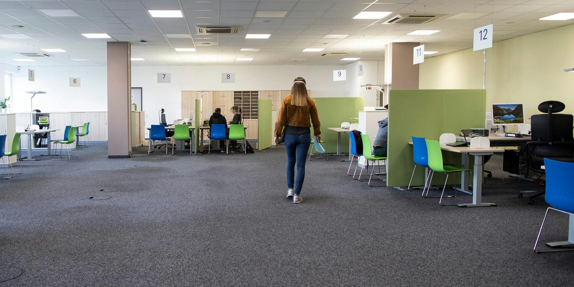 20210225_tb_Kundenzentrum_Nippes_003