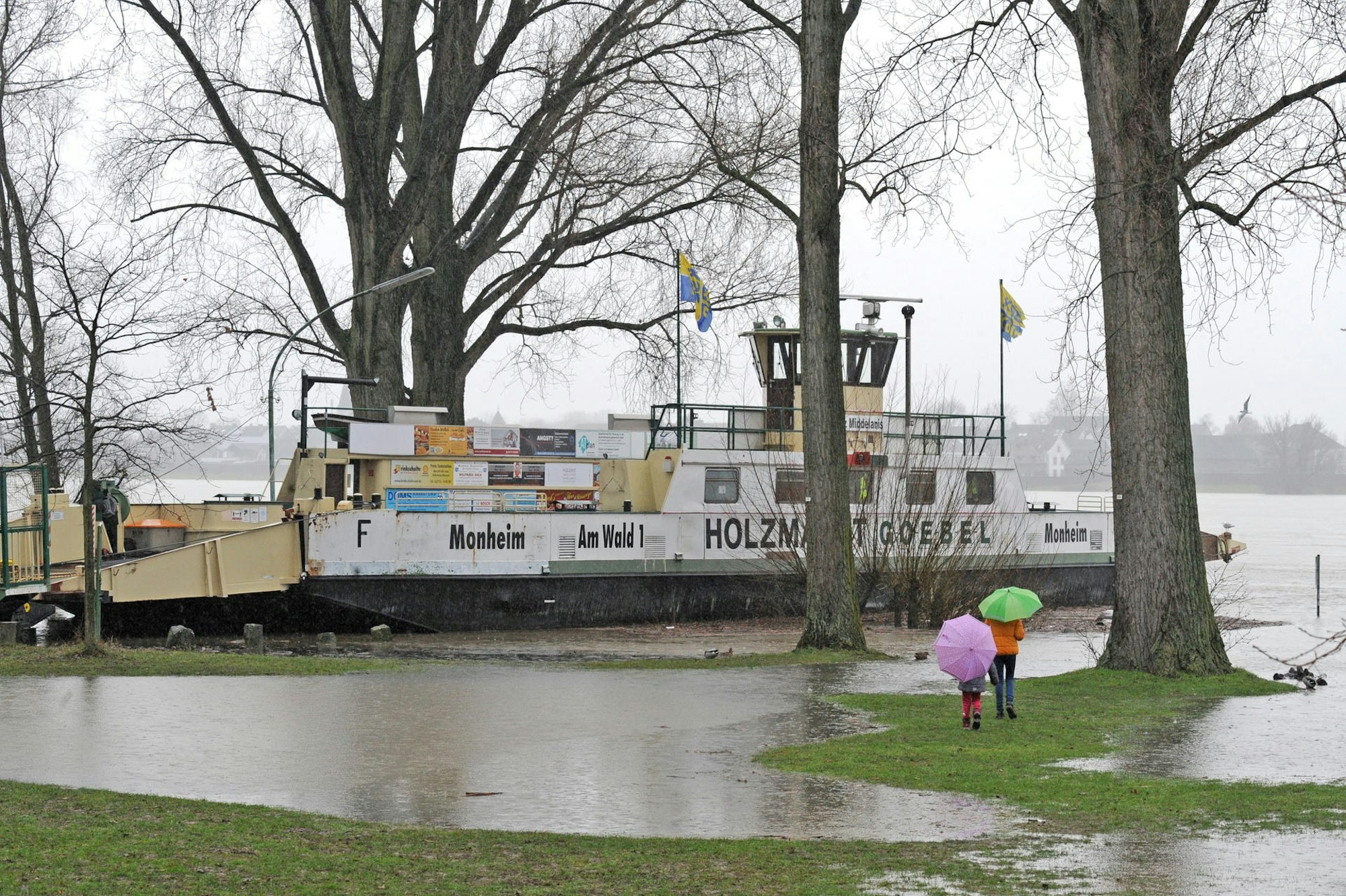 LE_hochwasser-hitdorf_(17)