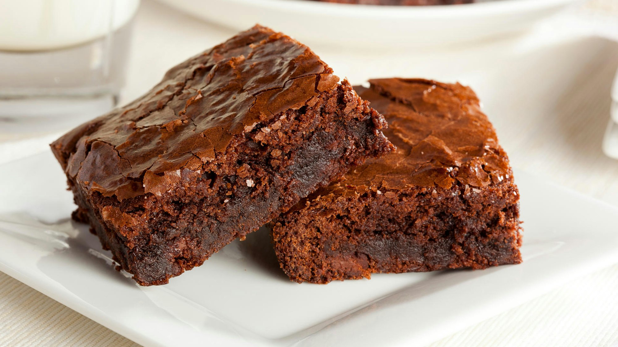 Brownies auf einem Teller