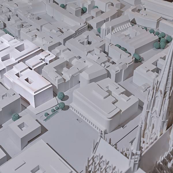 LC_Blick von Roncalliplatz_Rang_1_KSG_guido-erbring_mit Umgebungsfüllung_40