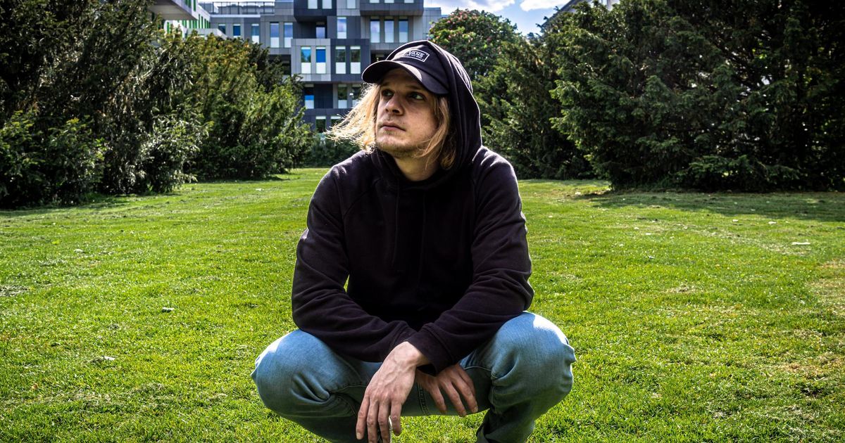 Kölner Rapper: Goldroger verbindet Literatur, Philosophie und Manga ...