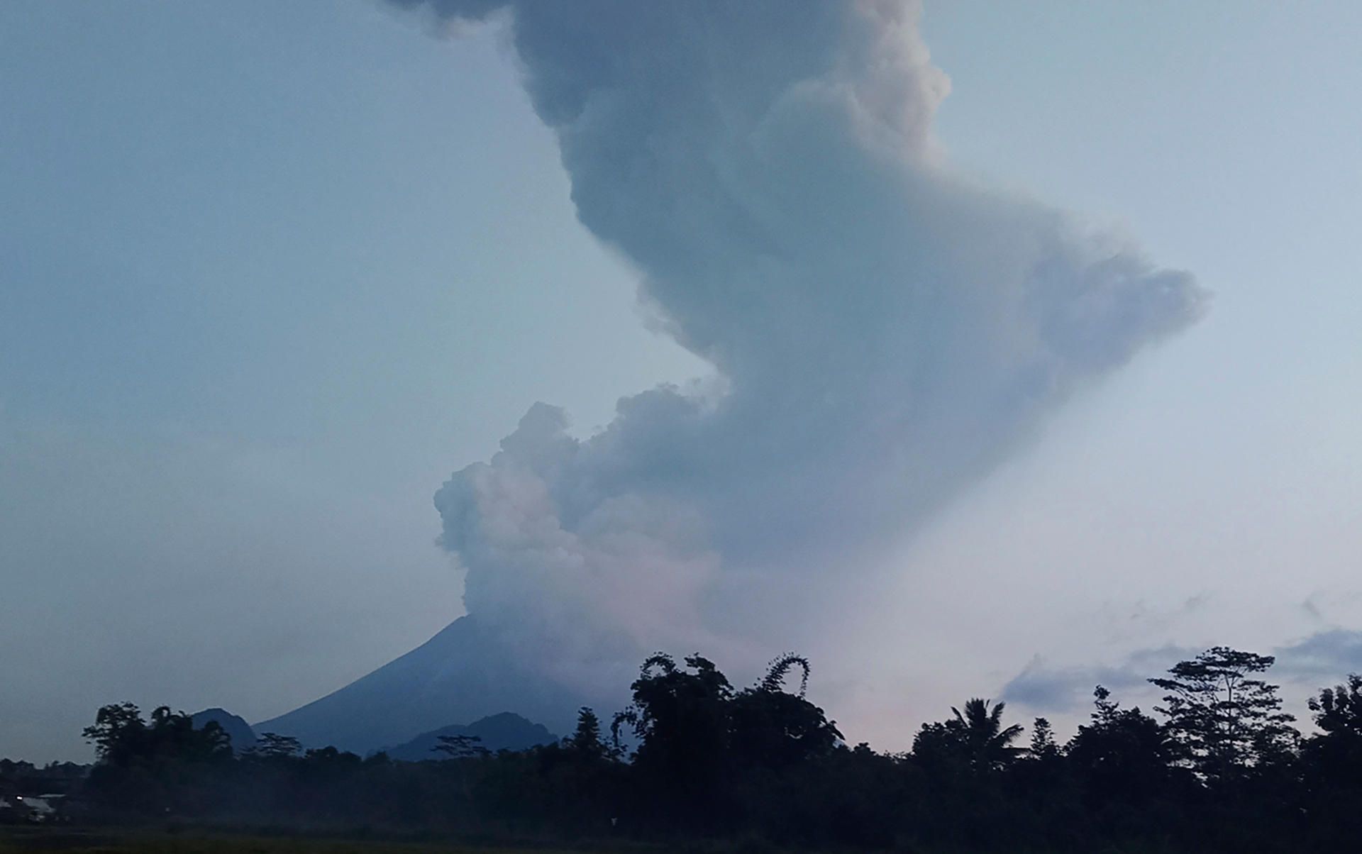 Merapi 1