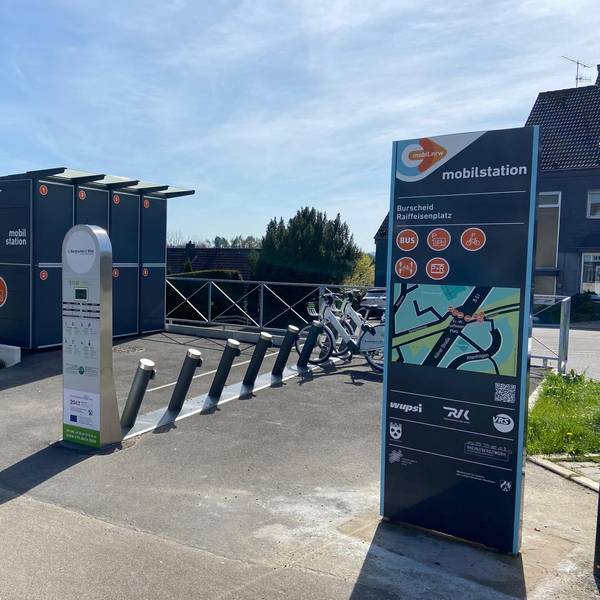 Mobilstation am Raiffeisenplatz Hilgen