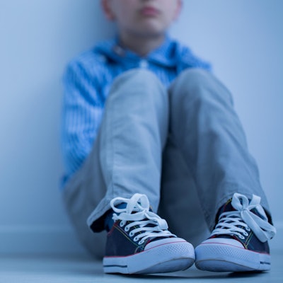 Junge traurig zuhause Getty