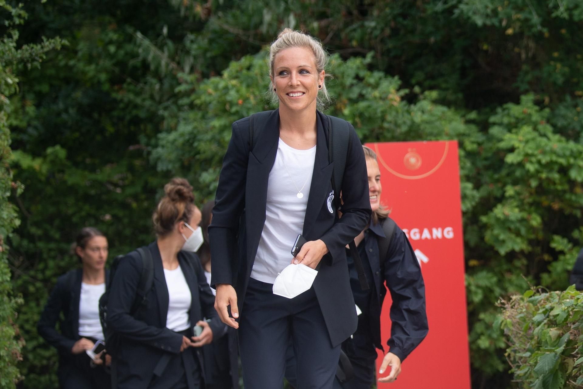 Frauenfußball Sponsoren 040722