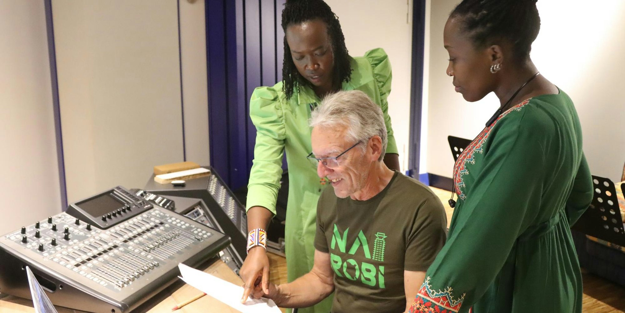 OB Musikerin Afrika1