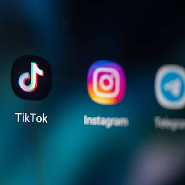 Tiktok Symbolbild